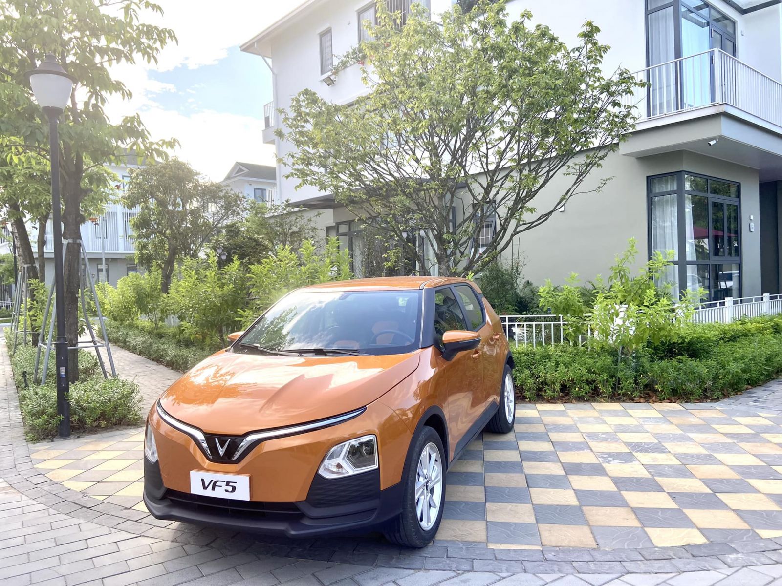VinFast VF5 Plus Màu Cam