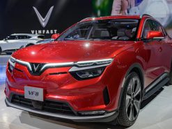 VINFAST VF8
